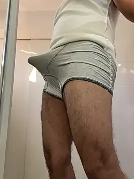 javfran76 online show from April 18, 2026, 9:37 pm