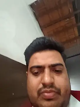 hunterkingshan online show from February 4, 2026, 12:11 pm