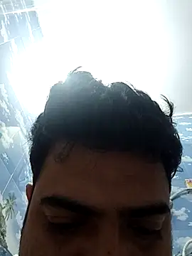 hunterkingshan online show from April 9, 2026, 1:49 am