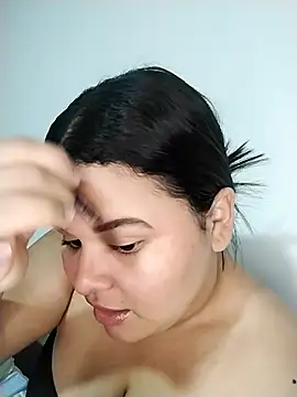 SamanthaStonee online show from February 17, 2026, 10:27 pm