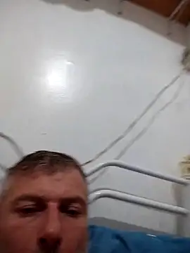 Snapshot of 8052isa chatting on March 27, 2026, 1:11 am 8052isa online show from March 27, 2026, 1:11 am