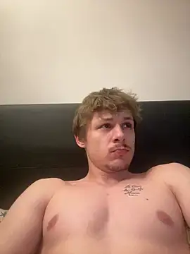 Lucas328706 online show from May 19, 2026, 12:27 am