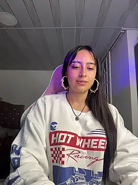 kuromi x online show from February 7, 2026, 1:42 am