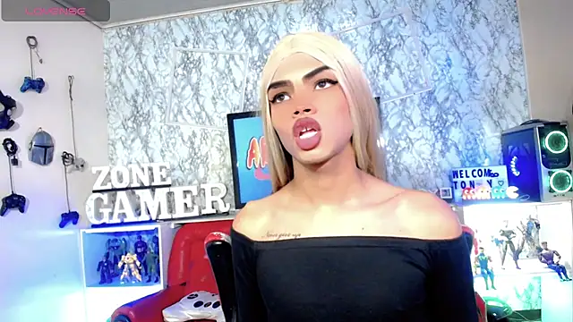 Karol Vanessa   online show from June 3, 2026, 2:33 pm