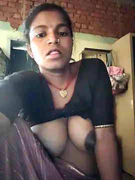 Snapshot of Gungun_thakur chatting on July 13, 2026, 4:48 am Gungun thakur online show from July 13, 2026, 4:48 am