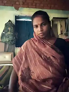 Snapshot of Gungun_thakur chatting on July 24, 2026, 6:22 am Gungun thakur online show from July 24, 2026, 6:22 am