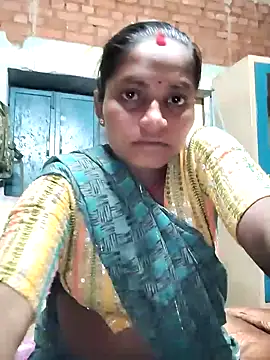 Snapshot of Gungun_thakur chatting on August 2, 2026, 3:21 pm Gungun thakur online show from August 2, 2026, 3:21 pm