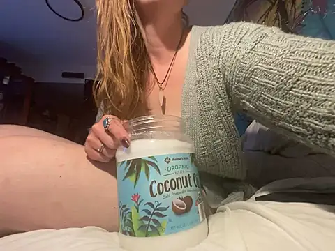 Snapshot of PeachBootyBeauty chatting on June 22, 2026, 5:04 am PeachBootyBeauty online show from June 22, 2026, 5:04 am
