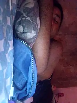 Snapshot of Hellentrans24 chatting on March 4, 2026, 1:28 pm Hellentrans24 online show from March 4, 2026, 1:28 pm