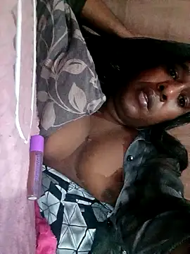 Snapshot of Hellentrans24 chatting on March 9, 2026, 10:47 pm Hellentrans24 online show from March 9, 2026, 10:47 pm