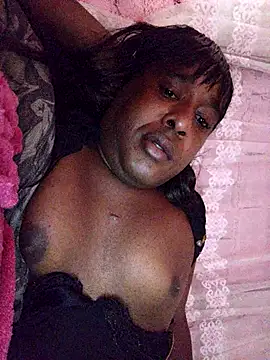 Snapshot of Hellentrans24 chatting on April 5, 2026, 1:30 pm Hellentrans24 online show from April 5, 2026, 1:30 pm