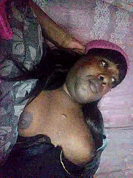 Snapshot of Hellentrans24 chatting on April 8, 2026, 6:57 am Hellentrans24 online show from April 8, 2026, 6:57 am