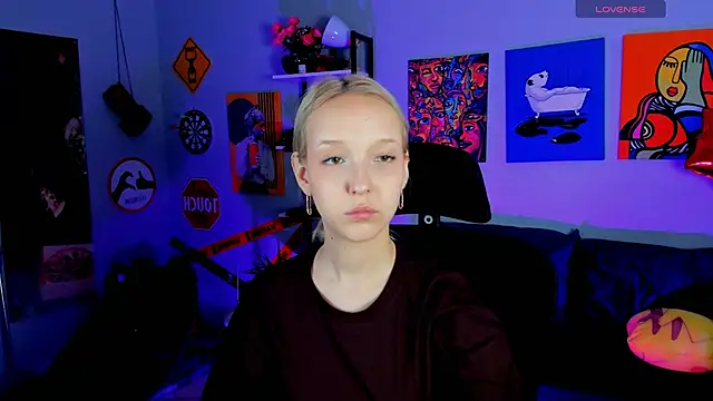 MaoqiBeverly online show from March 30, 2026, 11:11 am