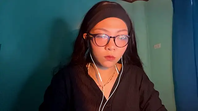 TerisaYellow online show from February 15, 2026, 8:57 am