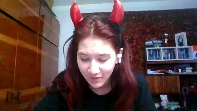 Snapshot of NickiKisinger chatting on February 26, 2026, 5:17 am NickiKisinger online show from February 26, 2026, 5:17 am