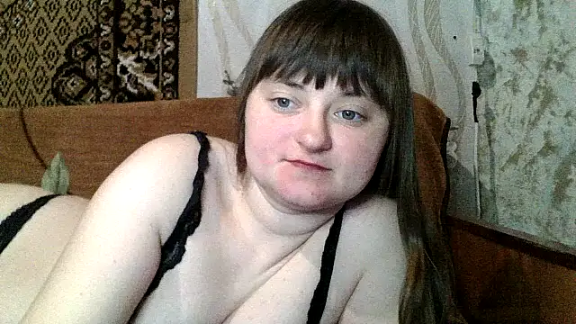 Snapshot of LuckyLust15 chatting on March 2, 2026, 9:10 pm LuckyLust15 online show from March 2, 2026, 9:10 pm