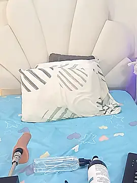 Haileysans online show from April 10, 2026, 11:48 am