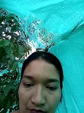 Snapshot of mon_single_dirty chatting on February 8, 2026, 2:31 pm mon single dirty online show from February 8, 2026, 2:31 pm