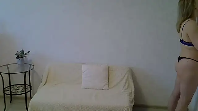 Opaldream online show from March 29, 2026, 5:07 am