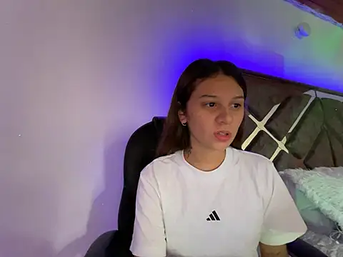 alison parkerr26 online show from February 5, 2026, 4:55 pm