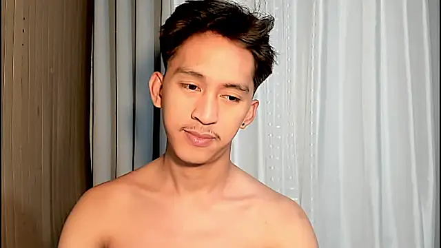  andrie69  online show from April 14, 2026, 7:03 am