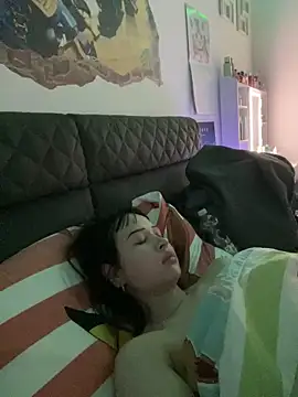 Just-Lilly online show from April 4, 2026, 2:03 pm