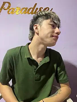 AlexanderCollman2 online show from April 2, 2026, 11:57 pm