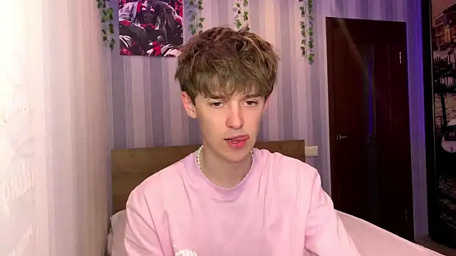 Sweet Dude online show from April 20, 2026, 5:37 pm