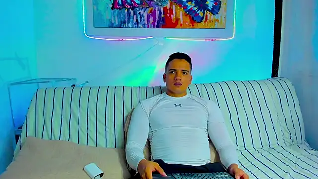 Snapshot of jhon_nicolas chatting on February 28, 2026, 11:17 pm jhon nicolas online show from February 28, 2026, 11:17 pm