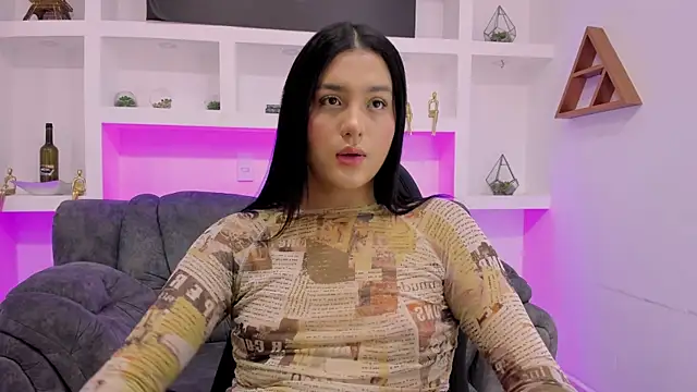 ValeryCooper18 online show from February 23, 2026, 12:13 pm