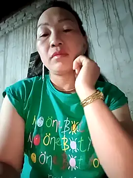 baby 112233 online show from April 17, 2026, 11:52 pm