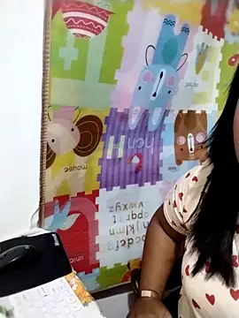 biggbooty15 online show from February 18, 2026, 5:47 am