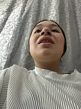 Snapshot of DULCE_MARIA_EF chatting on February 5, 2026, 12:32 pm DULCE MARIA EF online show from February 5, 2026, 12:32 pm