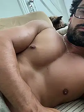 Snapshot of pbocam chatting on February 1, 2026, 10:47 am pbocam online show from February 1, 2026, 10:47 am