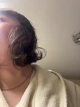 Snapshot of RussianBetty chatting on February 5, 2026, 2:05 am RussianBetty online show from February 5, 2026, 2:05 am