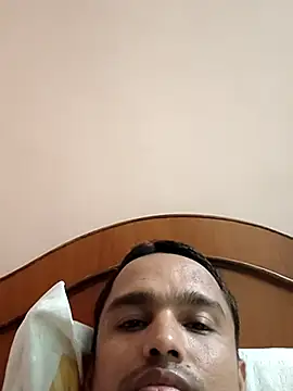 Mumbai handsom92 online show from April 17, 2026, 2:20 pm