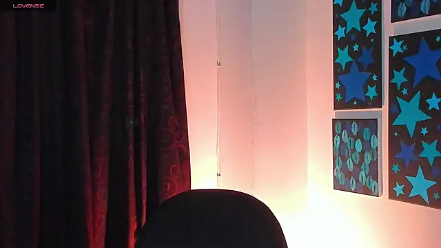 manu  05 online show from April 19, 2026, 3:06 am