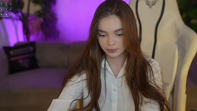 Snapshot of Zlata_Sky chatting on November 15, 2025, 7:21 pm Zlata Sky online show from November 15, 2025, 7:21 pm