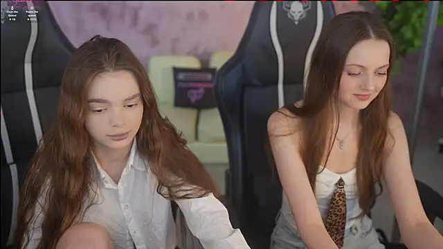 Snapshot of Zlata_Sky chatting on November 28, 2025, 3:25 pm Zlata Sky online show from November 28, 2025, 3:25 pm