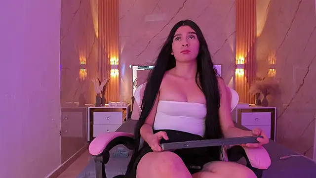 Snapshot of avigail_xo chatting on February 6, 2026, 6:55 pm avigail xo online show from February 6, 2026, 6:55 pm