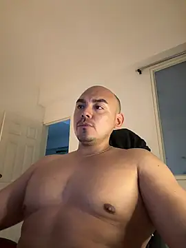 Snapshot of eros_colby chatting on June 2, 2026, 3:30 am eros colby online show from June 2, 2026, 3:30 am