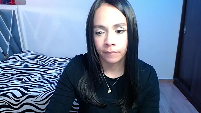 Snapshot of paula_lopez__ chatting on June 28, 2026, 5:52 pm paula lopez online show from June 28, 2026, 5:52 pm
