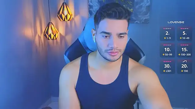 AndresRodriguez1 online show from April 15, 2026, 10:55 am