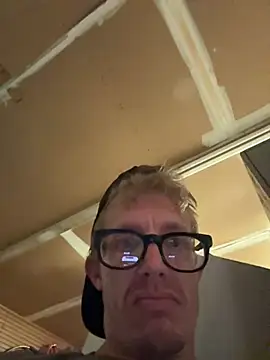 Snapshot of Daddybigdick123123 chatting on May 30, 2026, 7:05 am Daddybigdick123123 online show from May 30, 2026, 7:05 am