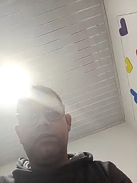 Snapshot of kereyter2 chatting on February 8, 2026, 5:11 am kereyter2 online show from February 8, 2026, 5:11 am