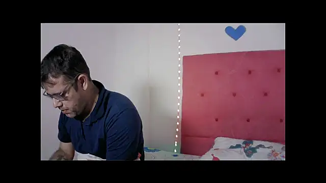 Snapshot of kereyter2 chatting on February 15, 2026, 3:14 am kereyter2 online show from February 15, 2026, 3:14 am