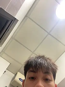 Snapshot of tuncube chatting on February 28, 2026, 12:17 pm tuncube online show from February 28, 2026, 12:17 pm