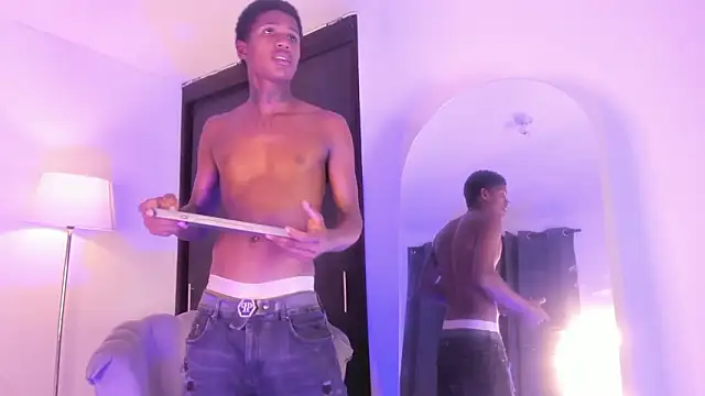 Snapshot of im_oleiderr chatting on February 13, 2026, 4:08 am im oleiderr online show from February 13, 2026, 4:08 am