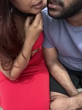 Snapshot of couple7v17d chatting on February 21, 2026, 10:22 pm couple7v17d online show from February 21, 2026, 10:22 pm