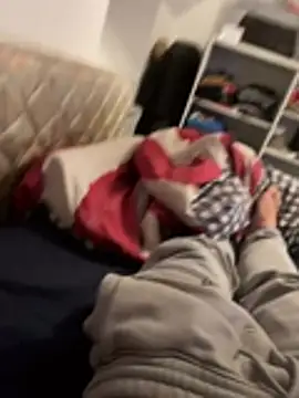 Enzo 2763 online show from February 12, 2026, 5:41 pm